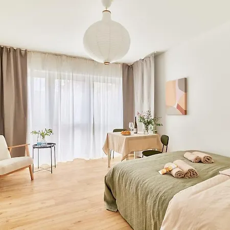 Carla-ihre Oase Im Stadtzentrum *