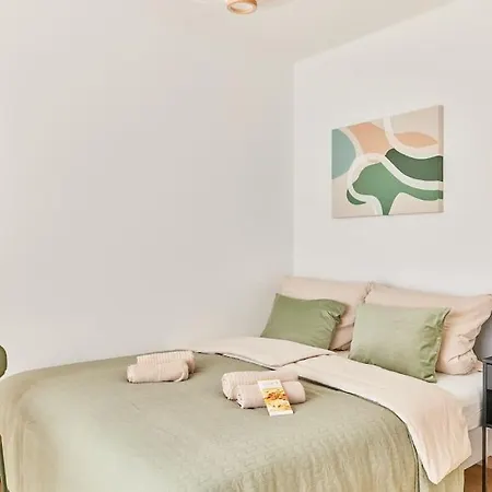 Apartamento Carla- Parkplatz, Zentrumsnah, 2 Personen Kaiserslautern