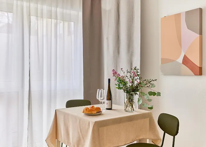 Carla- Parkplatz, Zentrumsnah, 2 Personen Apartamento